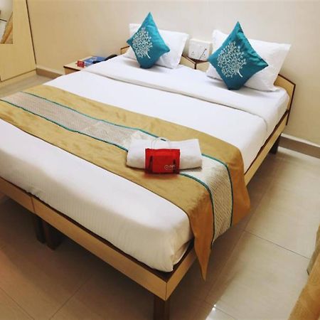 Oyo 946 Royce Studio Apartments Pune Exterior photo