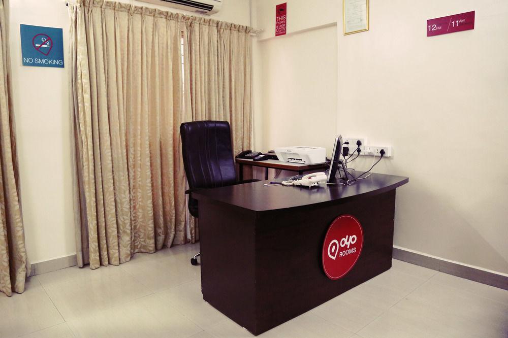 Oyo 946 Royce Studio Apartments Pune Exterior photo